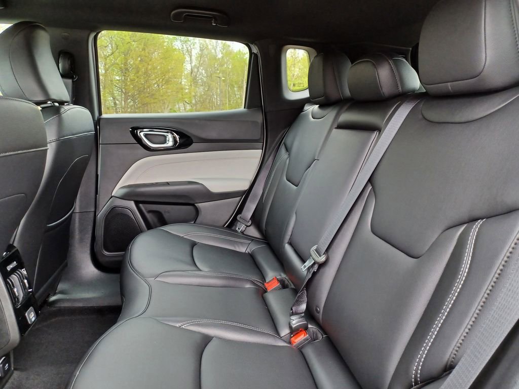 New 2026 Jeep Compass Limited AWD/4WD image 30