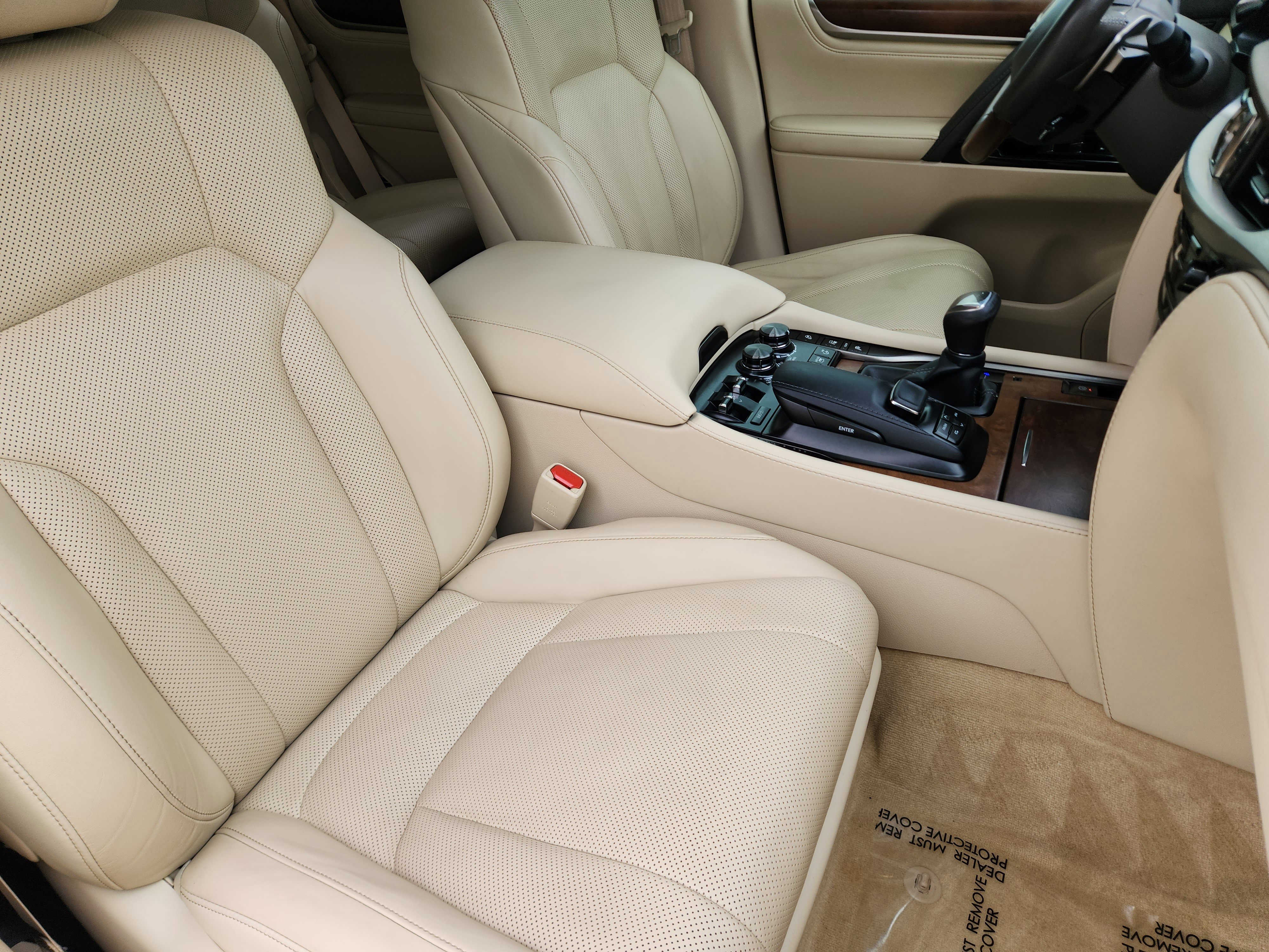 Certified 2021 Lexus LX 570 4WD w/ Luxury Package image 7