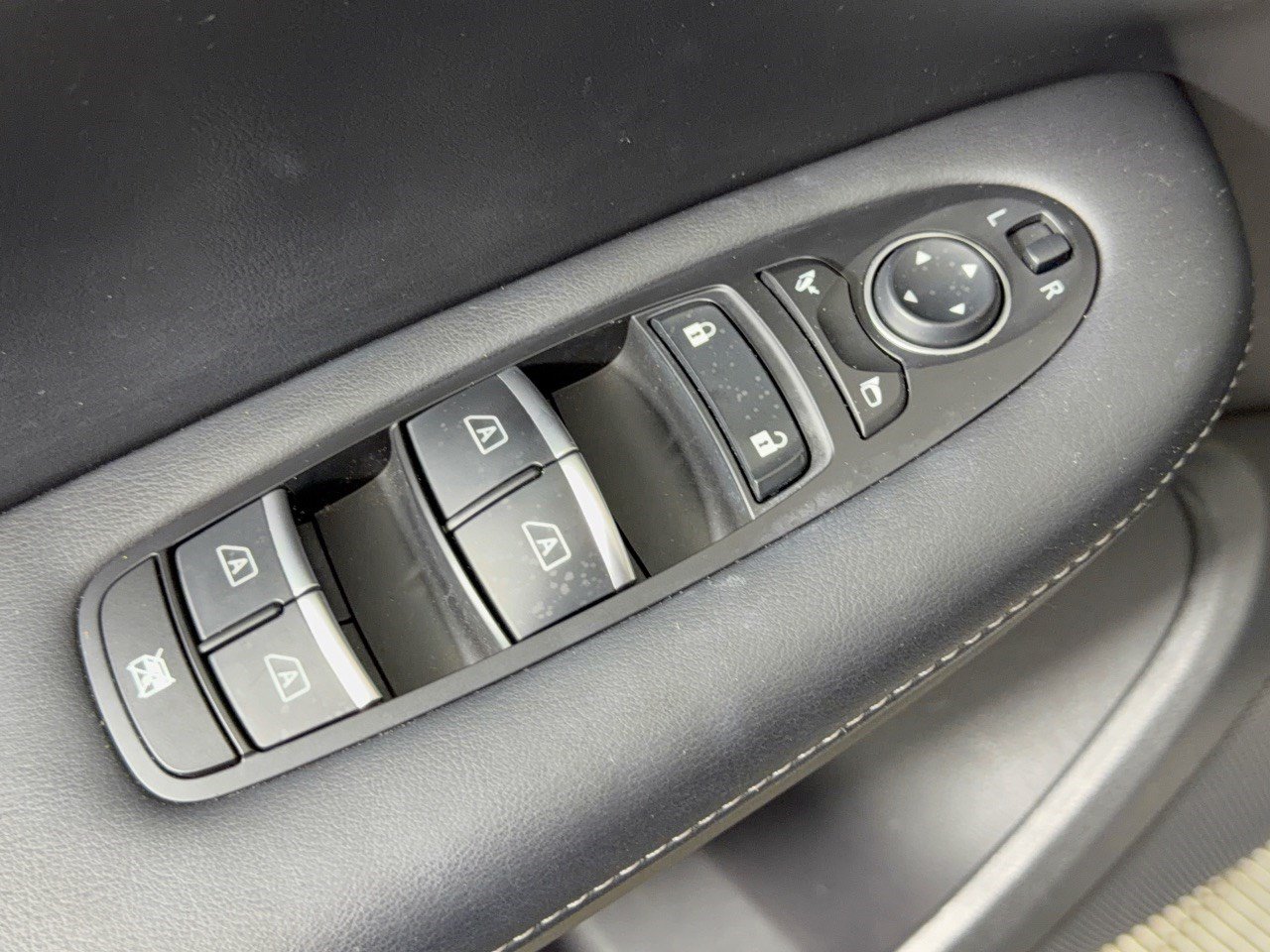 Used 2024 INFINITI QX50 Sport w/ Cargo Package FWD image 15