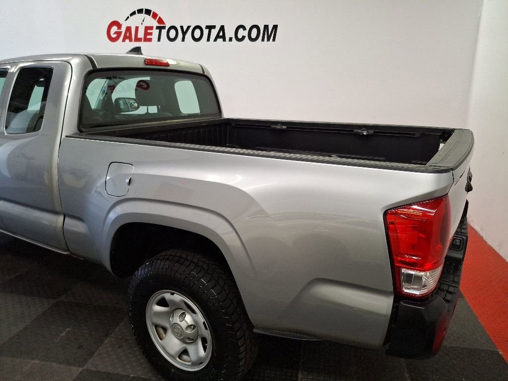 Used 2016 Toyota Tacoma SR RWD image 7