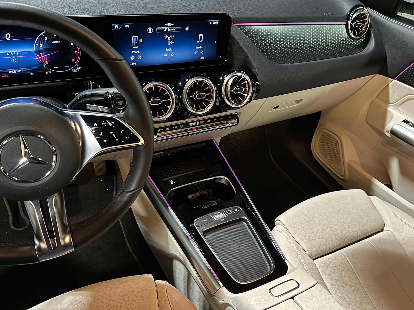 Certified 2025 Mercedes-Benz GLA 250 4MATIC image 31