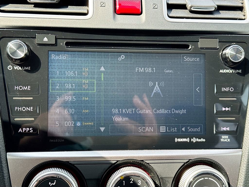 Used 2017 Subaru Crosstrek 2.0i Premium image 19