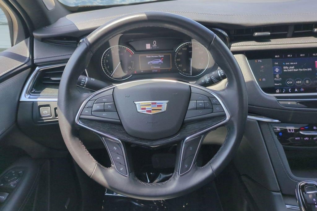 Certified 2023 Cadillac XT5 Premium Luxury FWD image 23