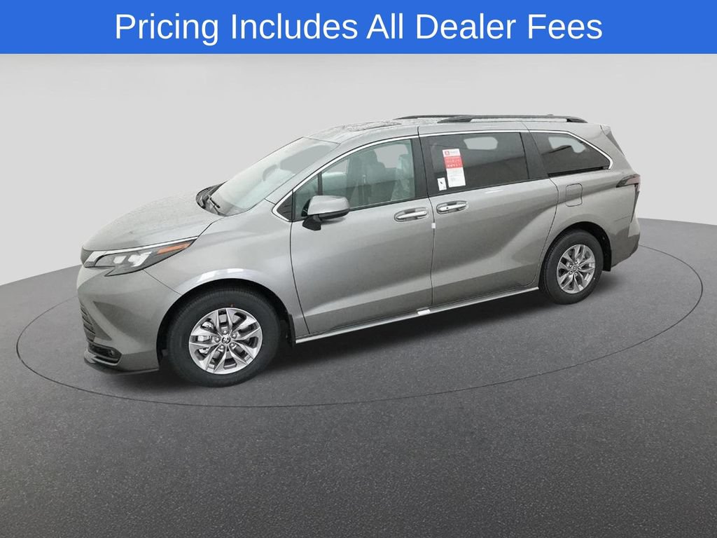 New 2026 Toyota Sienna XLE FWD image 2