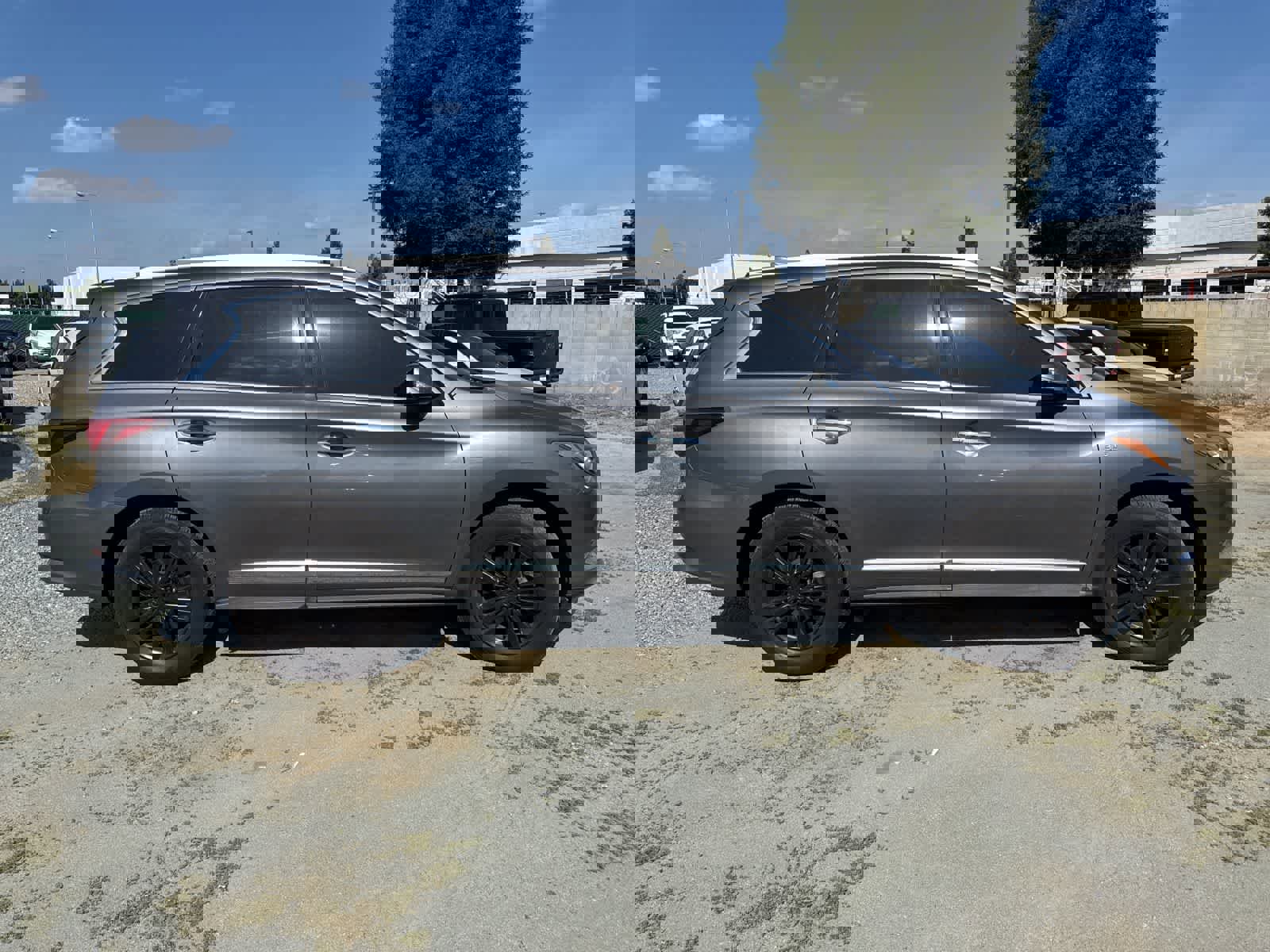 Used 2019 INFINITI QX60 Luxe image 4