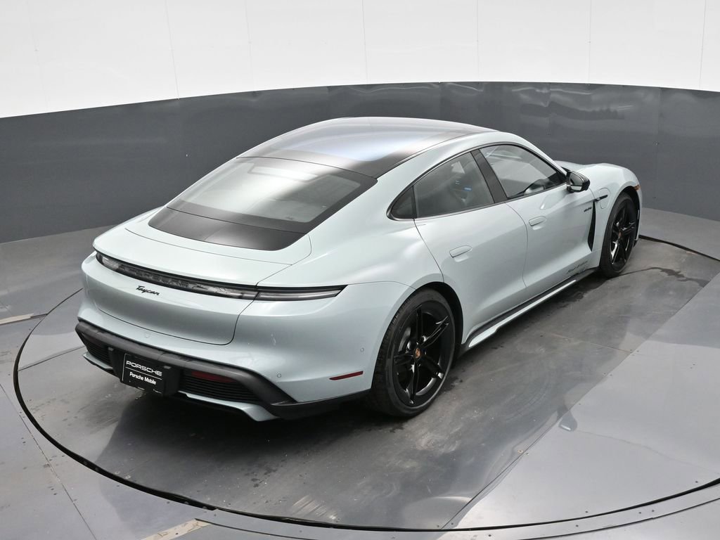 New 2026 Porsche Taycan RWD image 30