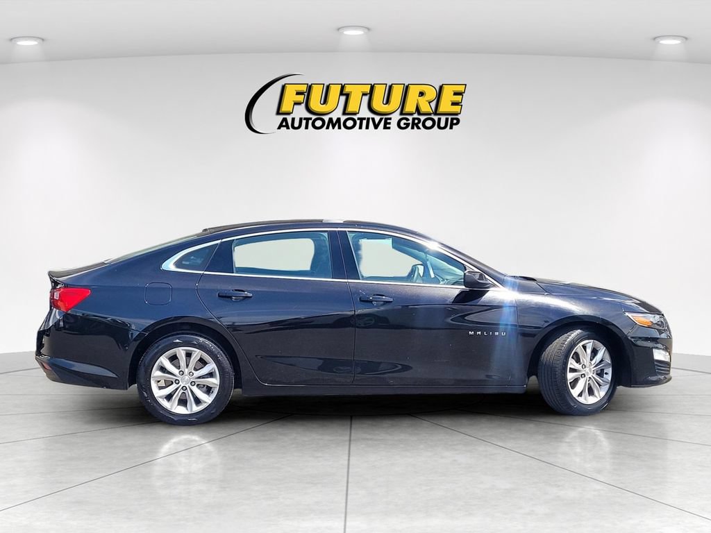 Used 2023 Chevrolet Malibu LT FWD image 3