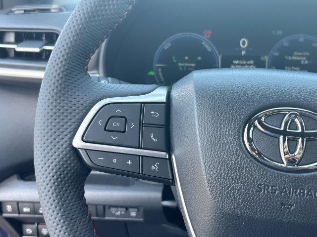 New 2026 Toyota Sienna XSE FWD image 31