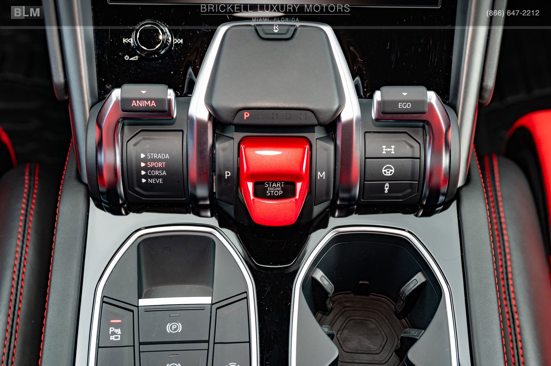 Used 2022 Lamborghini Urus image 27