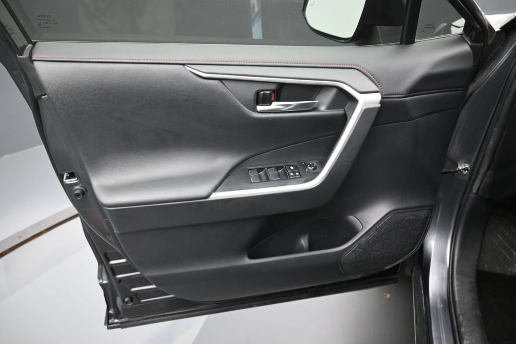 Certified 2020 Toyota RAV4 TRD Off-Road w/ TRD Off-Road Weather Package AWD/4WD image 11