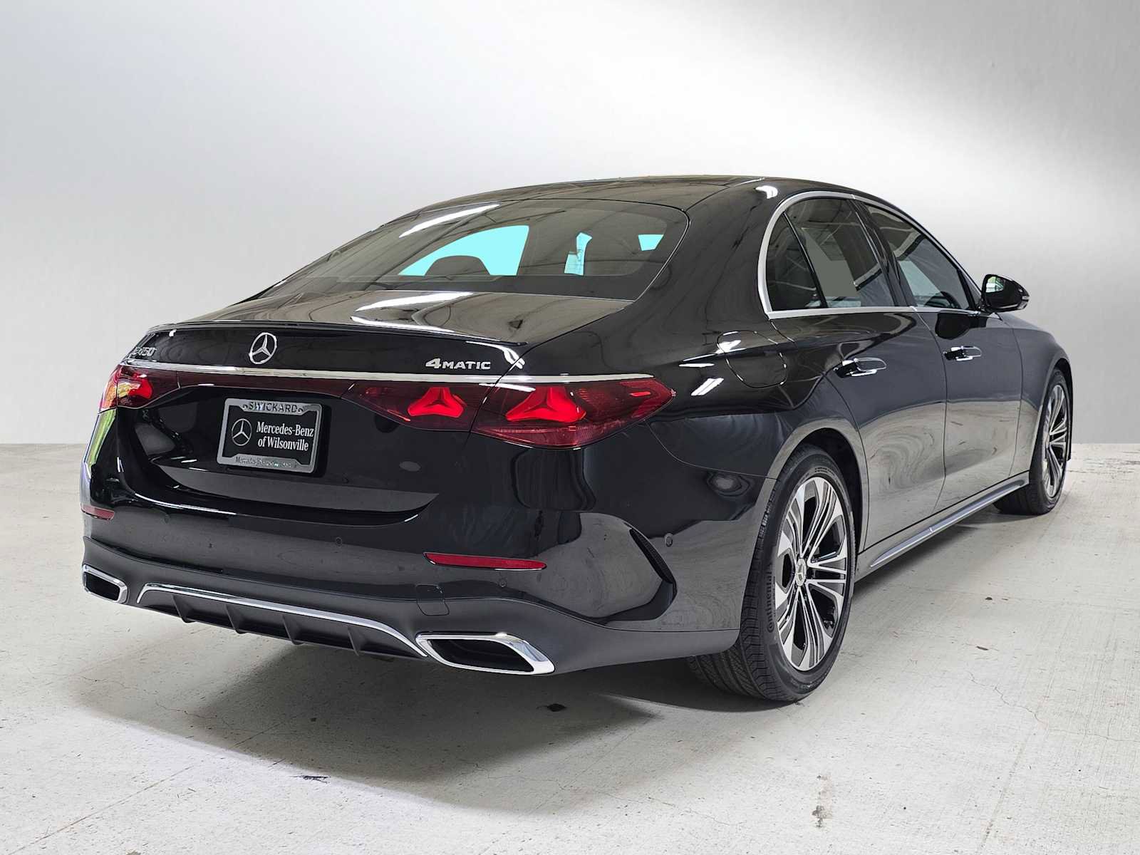 New 2026 Mercedes-Benz E 450 4MATIC Sedan image 3