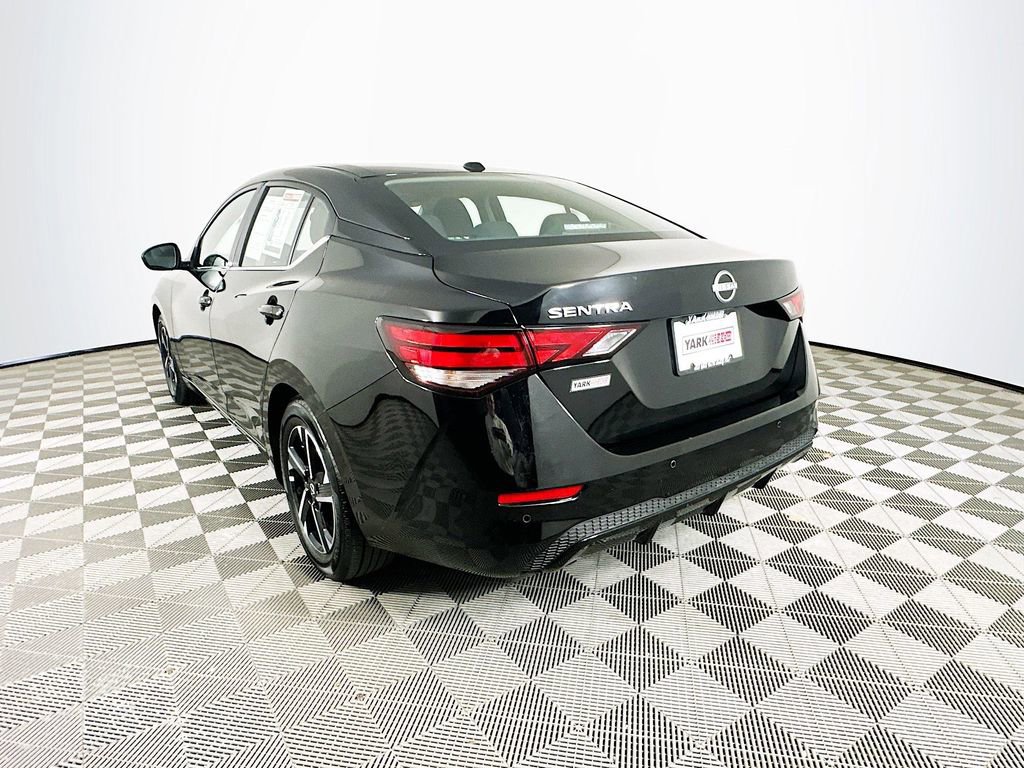 Used 2025 Nissan Sentra SV image 7