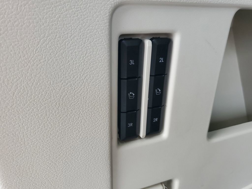 Used 2022 Lincoln Navigator L Black Label AWD/4WD image 34