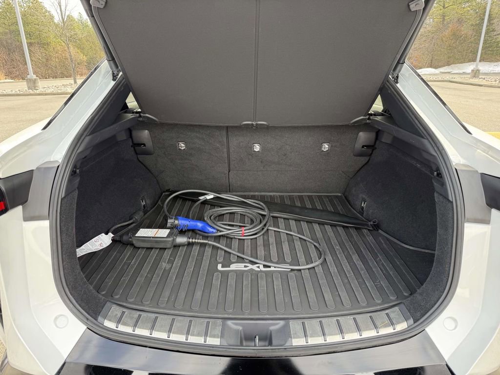 Used 2023 Lexus RZ 450e Premium w/ Accessory Package (2T) image 27
