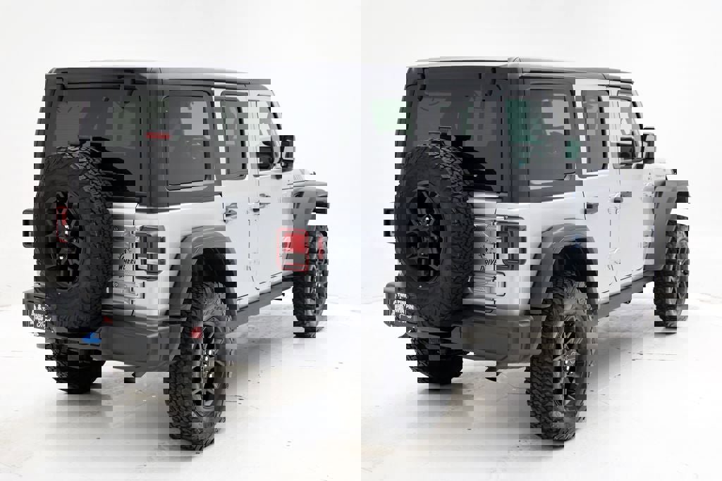 Used 2024 Jeep Wrangler Unlimited image 9