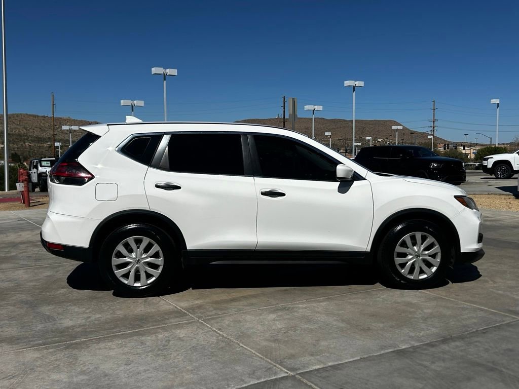 Used 2019 Nissan Rogue S image 9