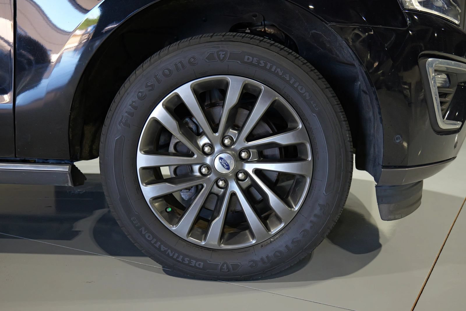 Used 2021 Ford Expedition Limited AWD/4WD image 9