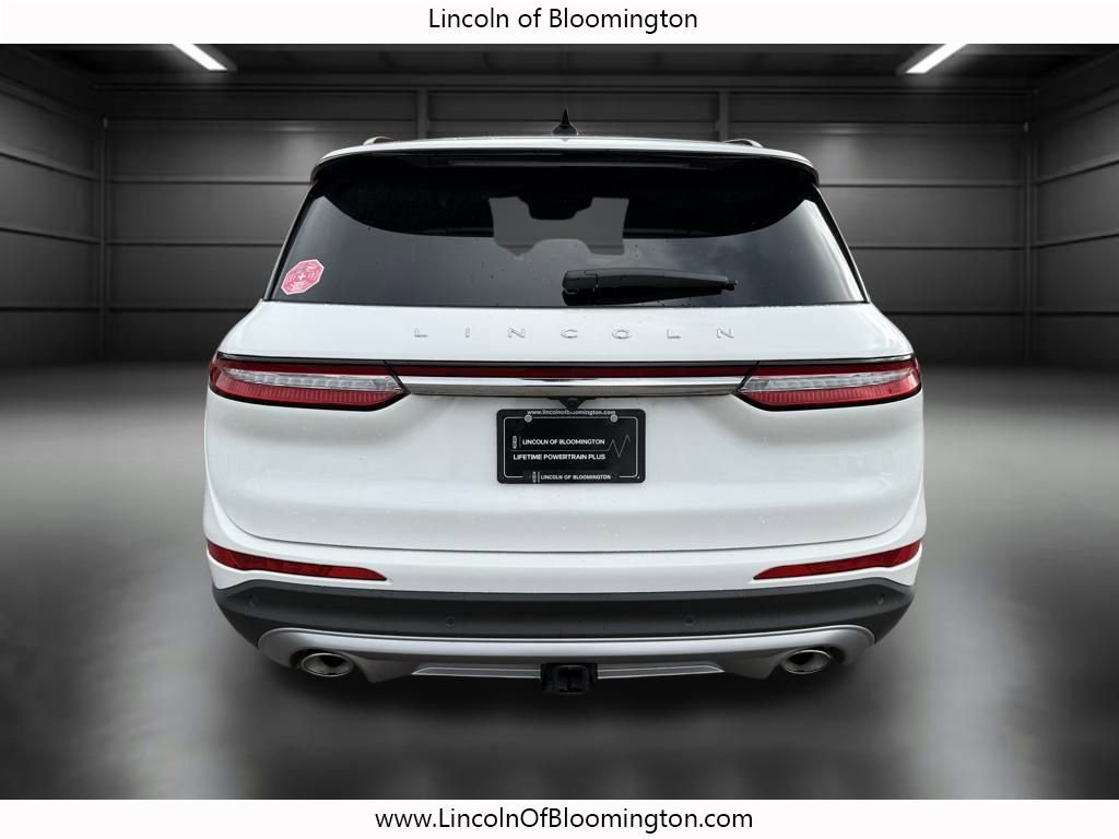 New 2025 Lincoln Corsair Reserve w/ Towing Package image 10