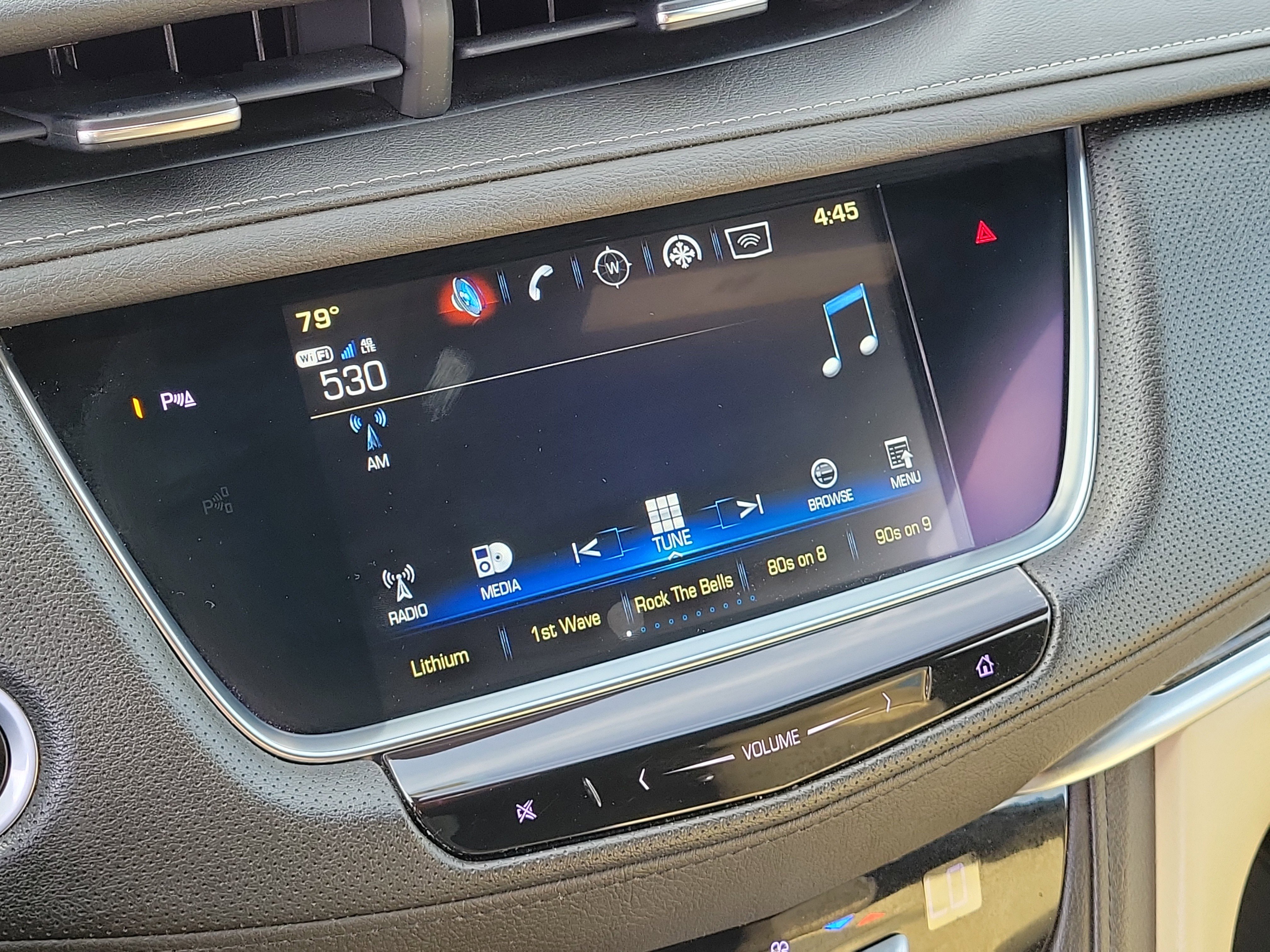 Used 2018 Cadillac XT5 FWD image 26