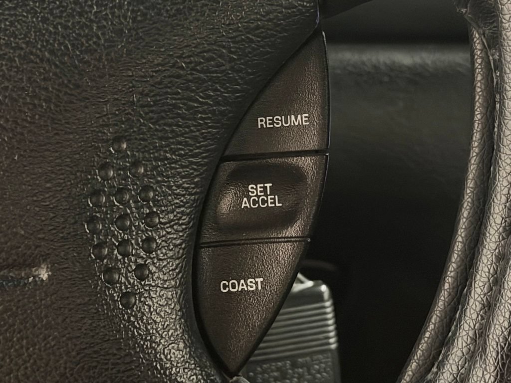 Used 1996 Ford Mustang GT RWD image 24