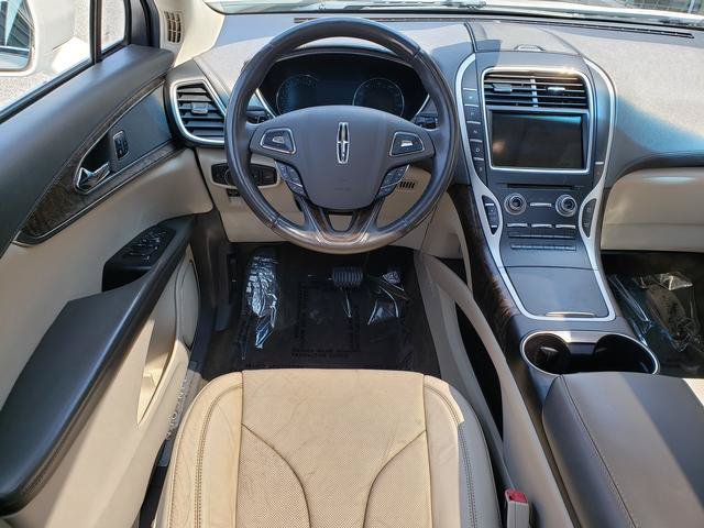 Used 2016 Lincoln MKX Reserve w/ Climate Package AWD/4WD image 16