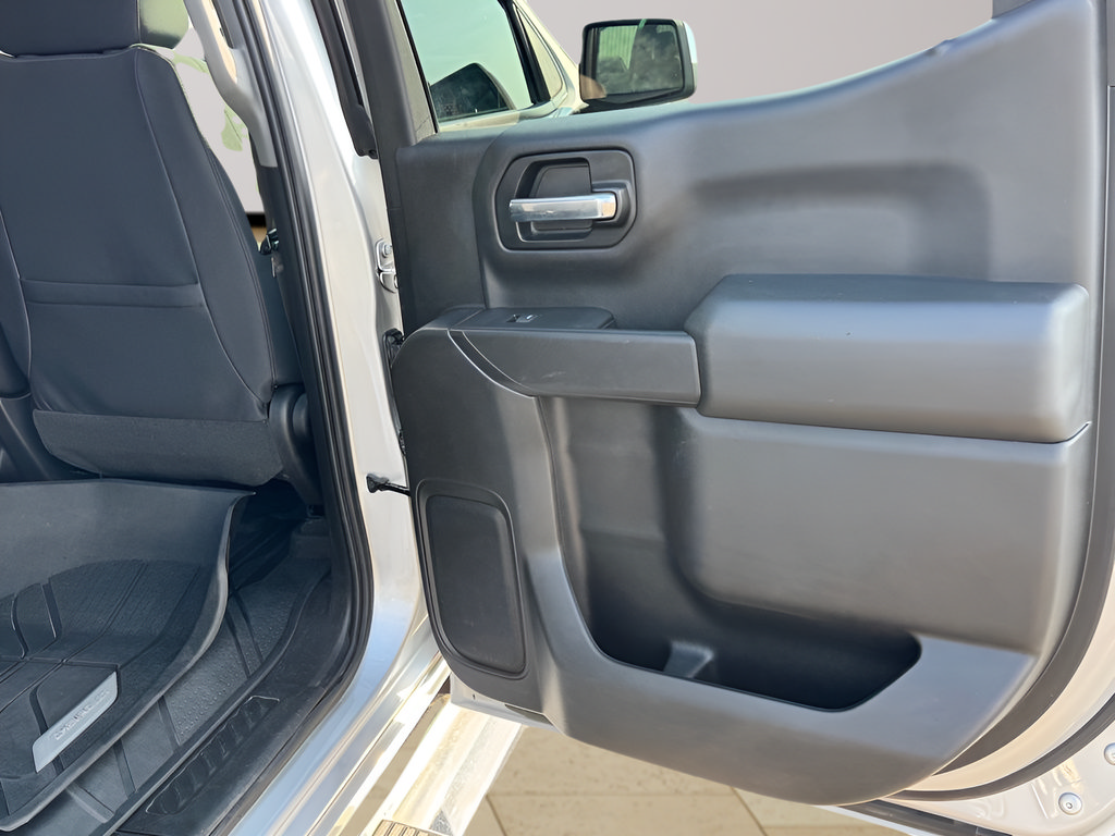 Used 2019 Chevrolet Silverado 1500 LT w/ All-Star Edition AWD/4WD image 26