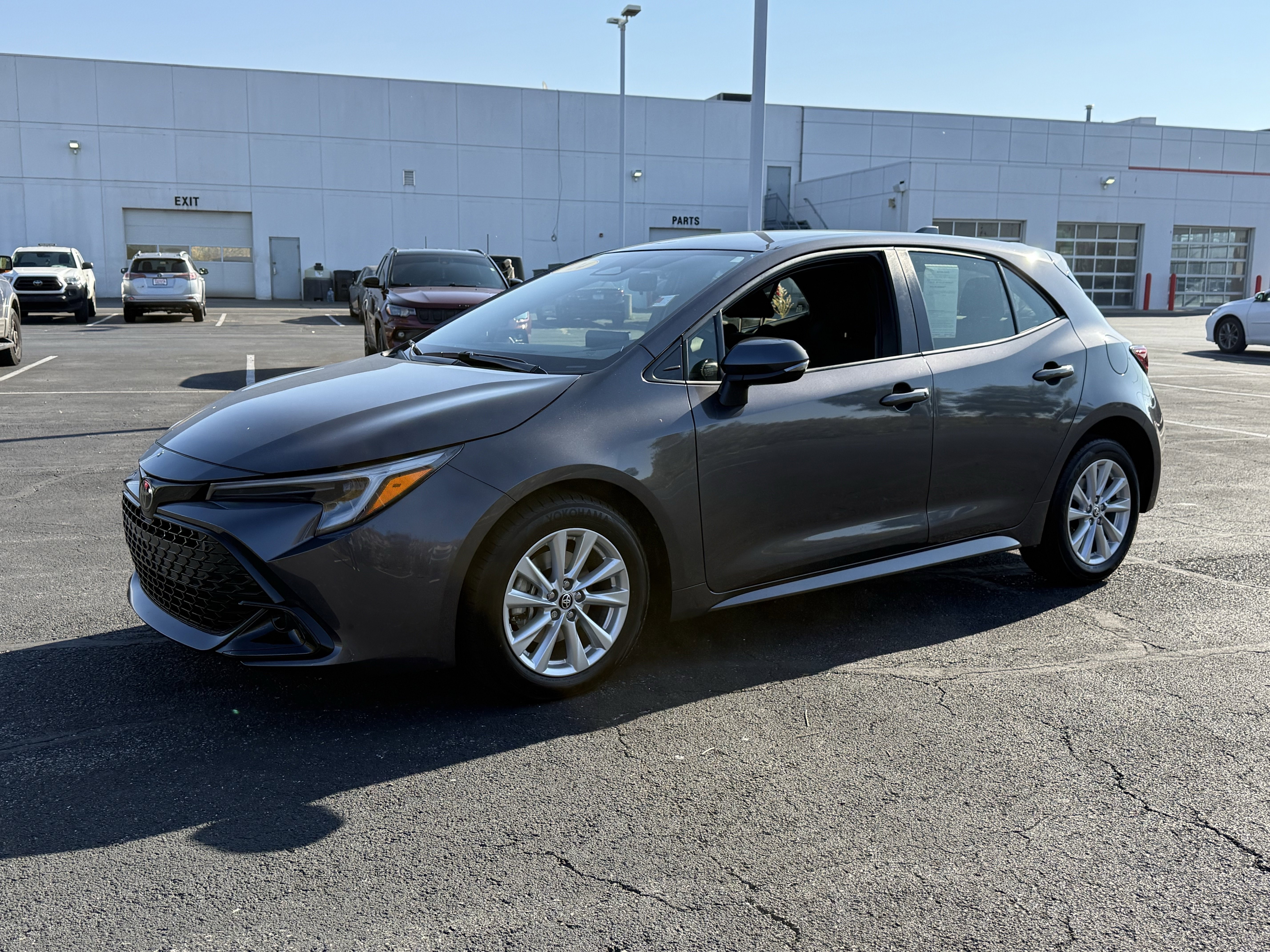 Used 2024 Toyota Corolla SE image 4