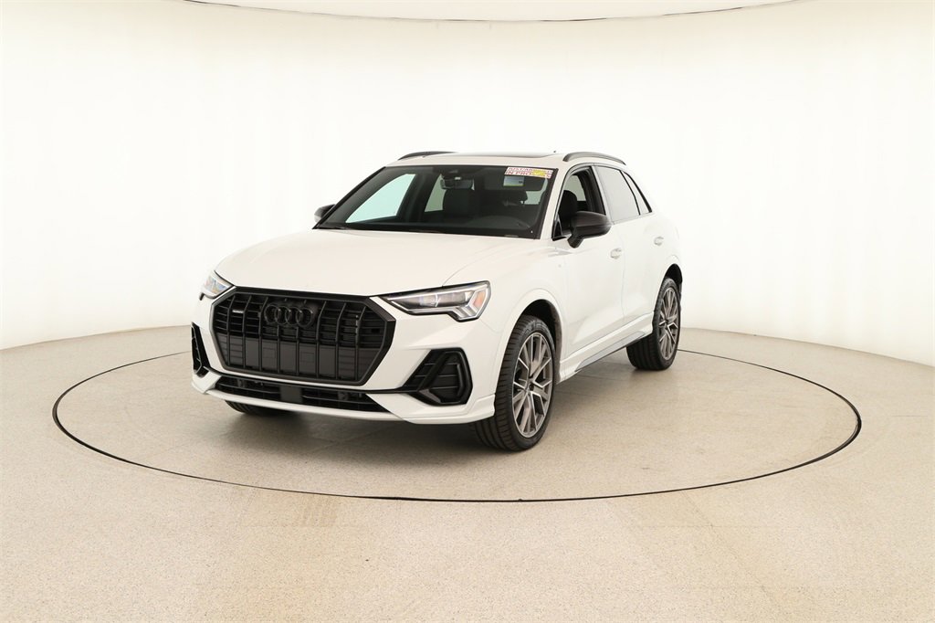 Certified 2025 Audi Q3 2.0T Premium Plus w/ Premium Plus Package image 12