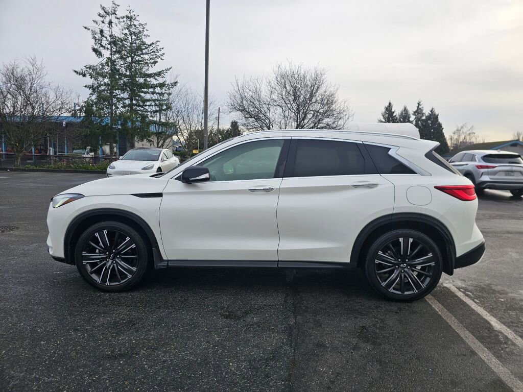Used 2022 INFINITI QX50 Luxe w/ Appearance Package image 4