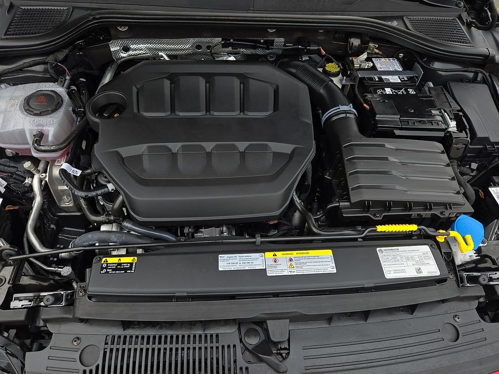 Certified 2025 Volkswagen GTI SE FWD image 32