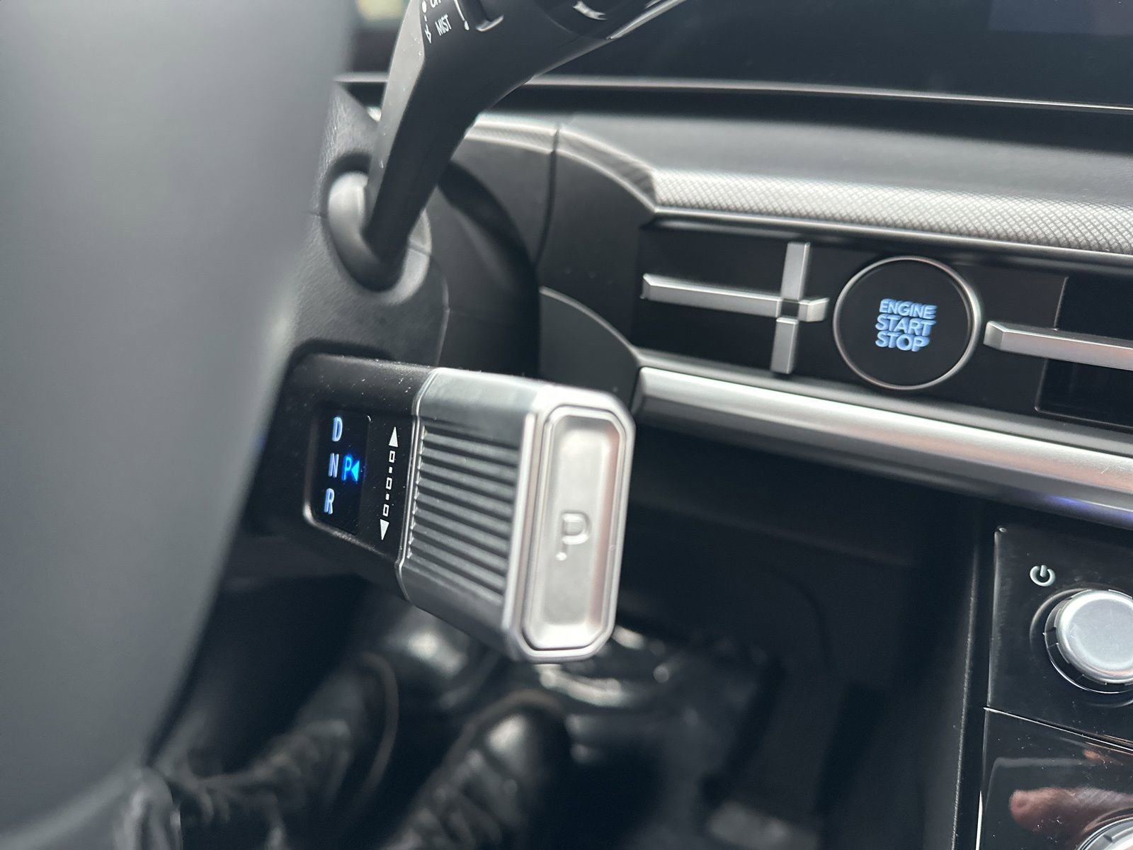 Used 2025 Hyundai Santa Fe SE image 50