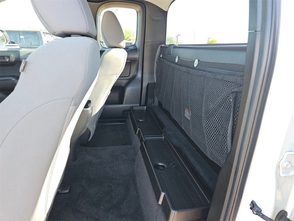 Used 2022 Toyota Tacoma SR image 24