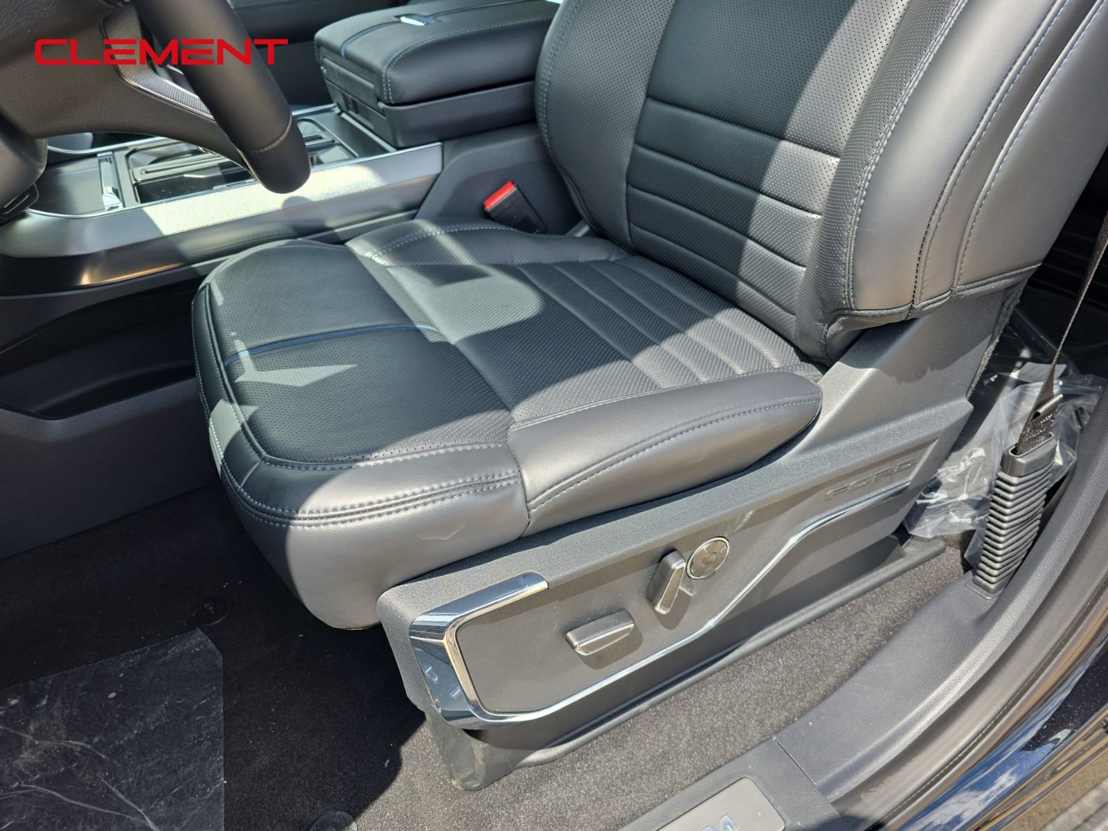 New 2025 Ford F150 Platinum w/ Equipment Group 702A High image 33