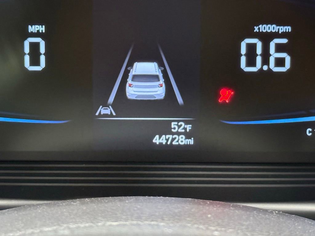 Used 2023 Hyundai Venue SEL image 32