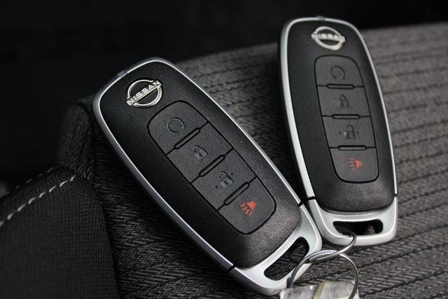 Certified 2023 Nissan Rogue SV FWD image 30