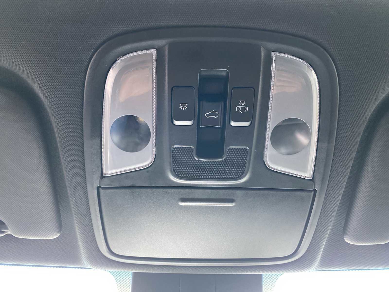 Used 2022 Kia Sportage Nightfall Edition image 24