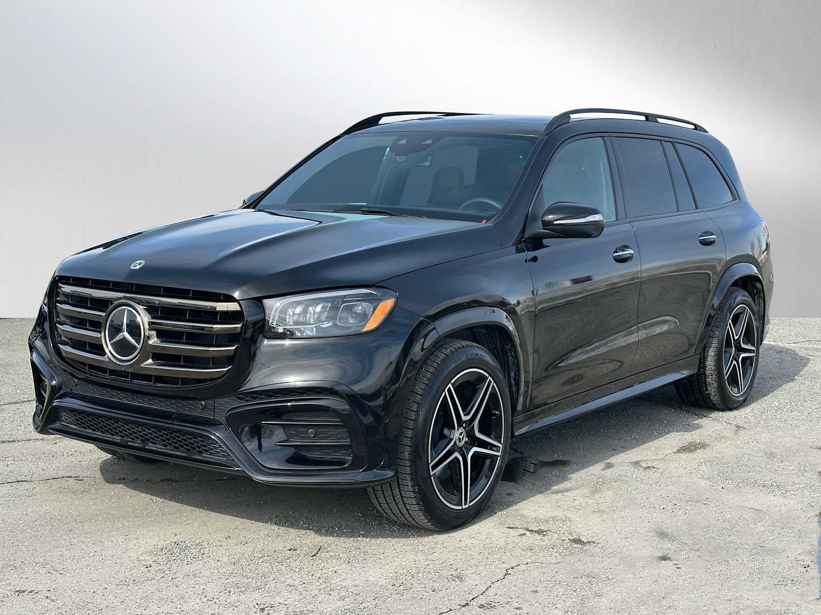 Used 2026 Mercedes-Benz GLS 450 4MATIC image 8