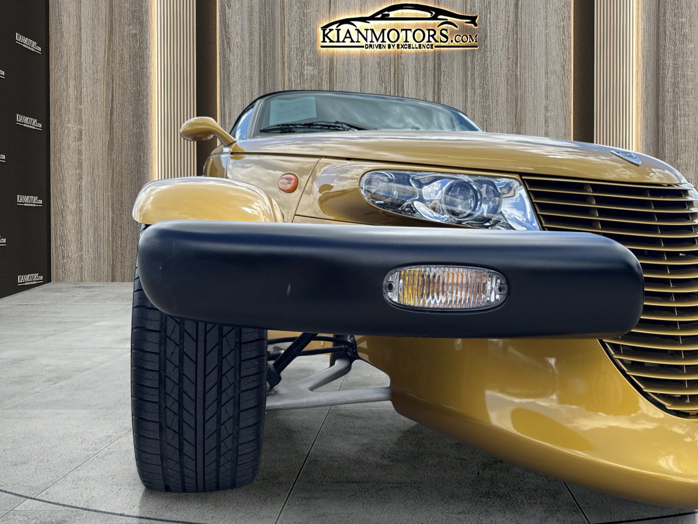 Used 2002 Chrysler Prowler RWD image 24