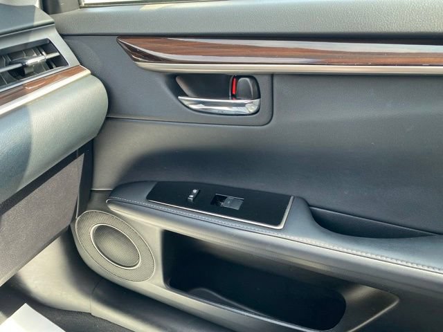 Used 2018 Lexus ES 350 w/ Premier Package FWD image 20