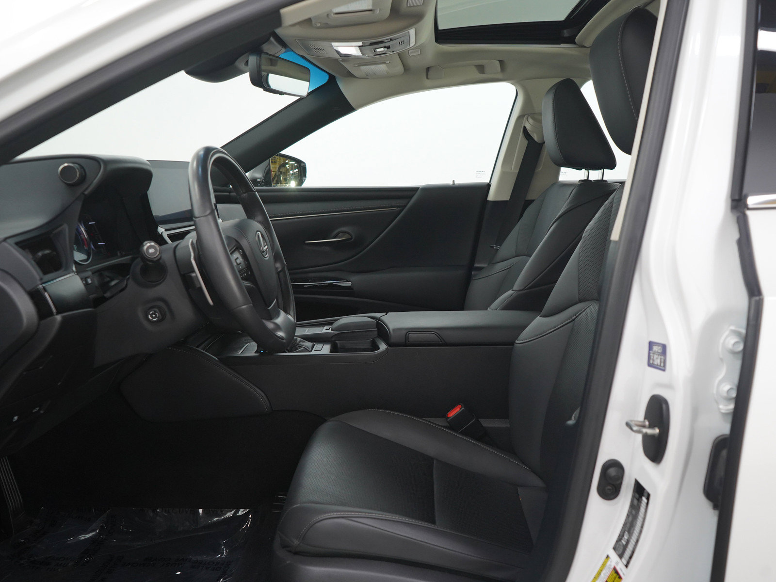 Used 2022 Lexus ES 250 w/ Premium Package AWD/4WD image 22