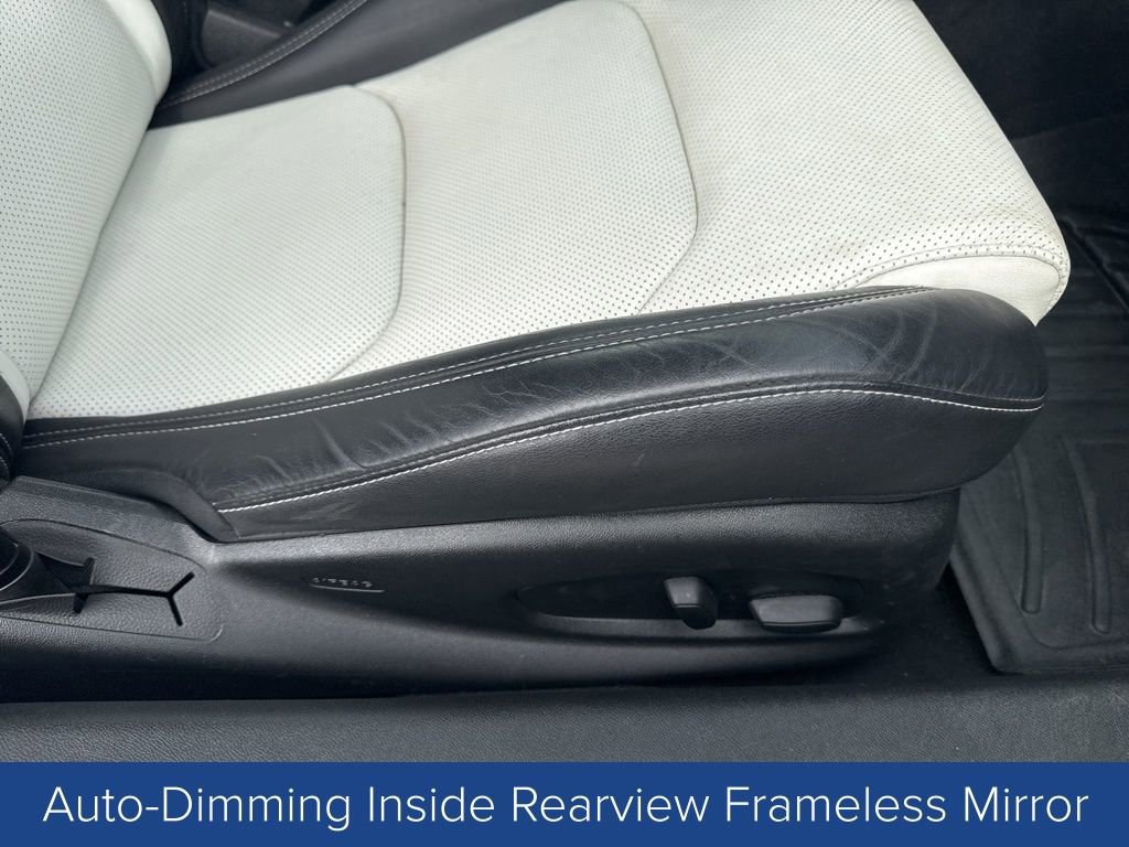 Used 2016 Chevrolet Camaro SS image 26