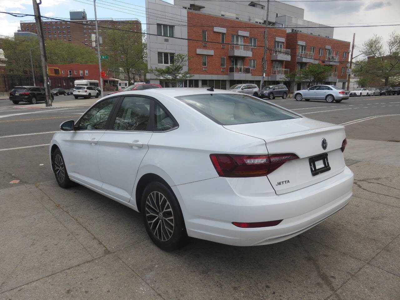 Used 2019 Volkswagen Jetta SE FWD image 5