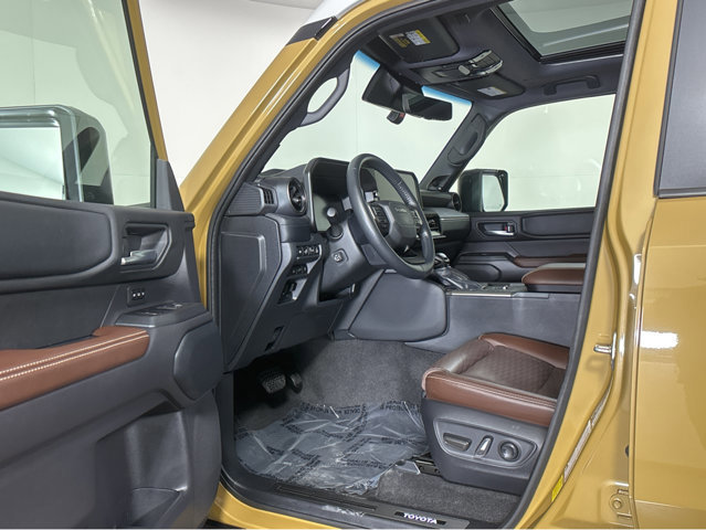 Used 2025 Toyota Land Cruiser image 2