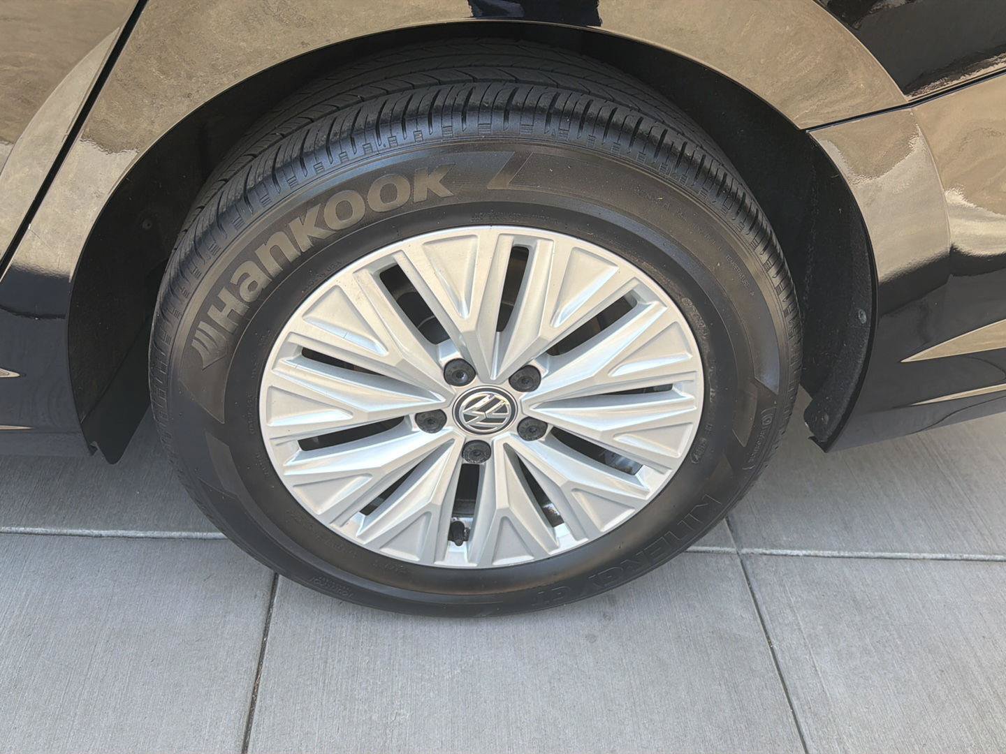 Used 2019 Volkswagen Jetta S w/ Driver Assistance Package FWD image 13