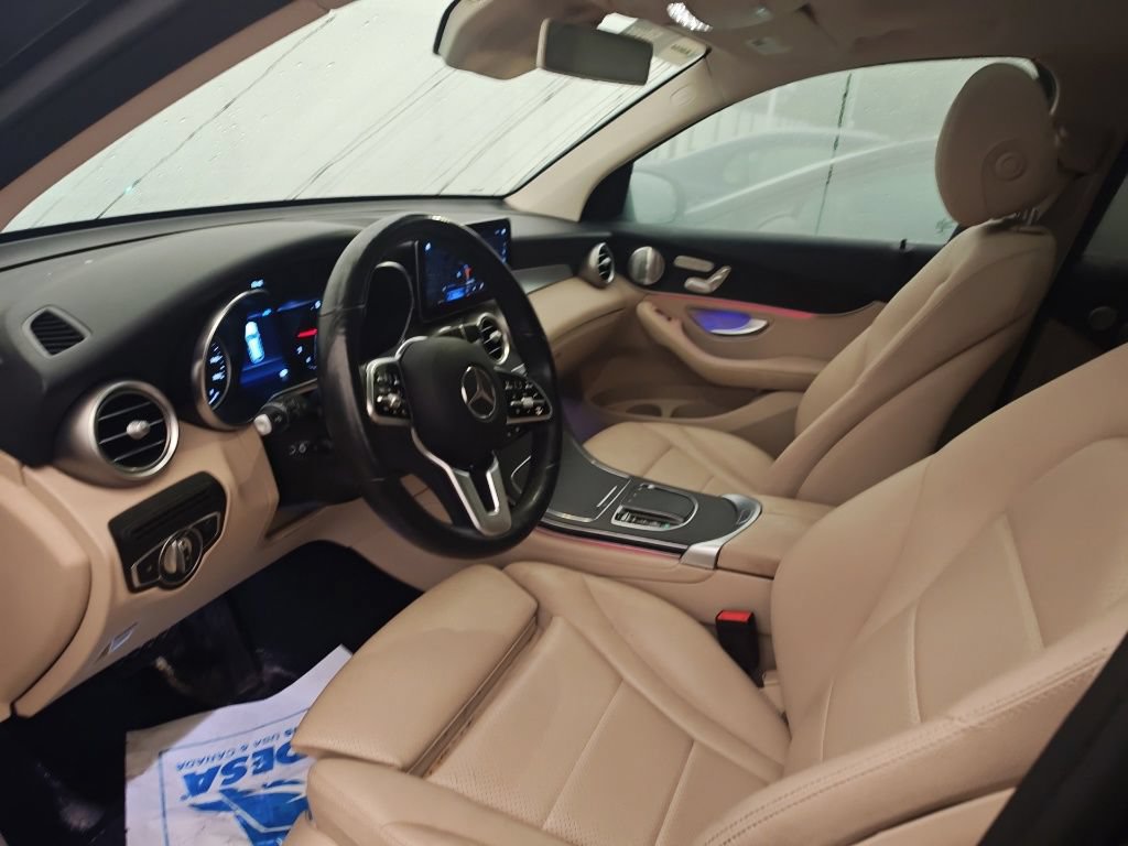Used 2020 Mercedes-Benz GLC 300 4MATIC image 9