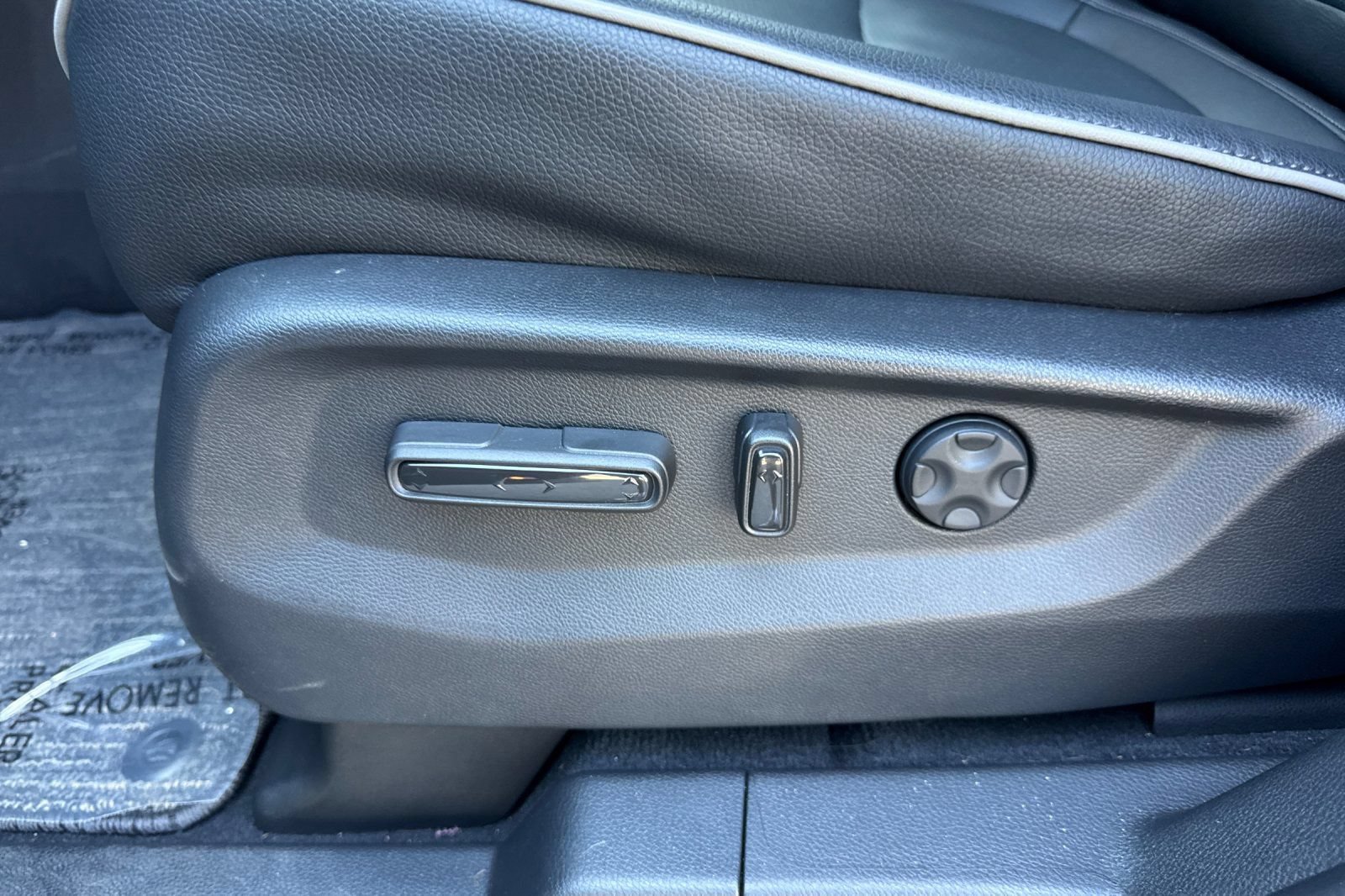 Used 2026 Honda Odyssey Elite image 13