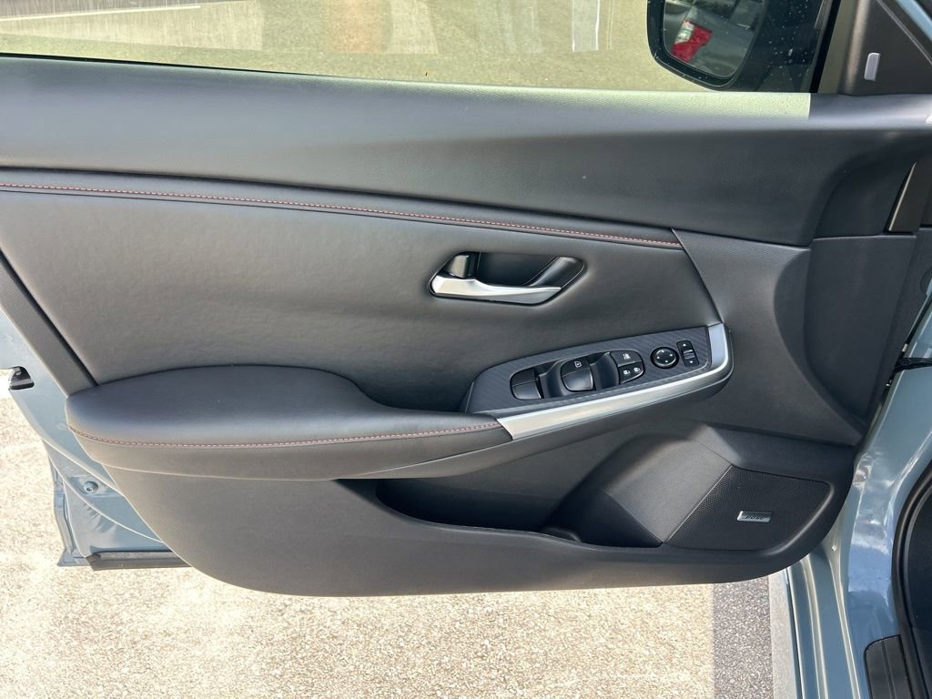 Certified 2024 Nissan Sentra SR w/ SR Premium Package FWD image 19