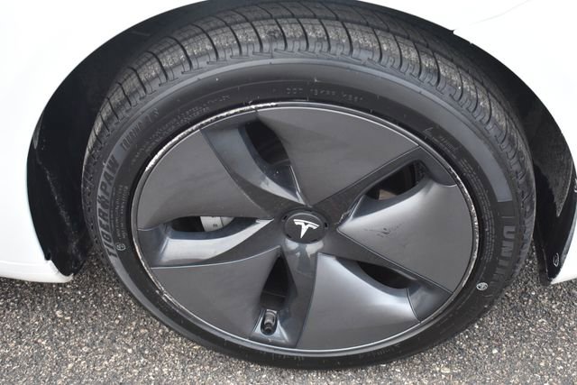 Used 2018 Tesla Model 3 Long Range image 12
