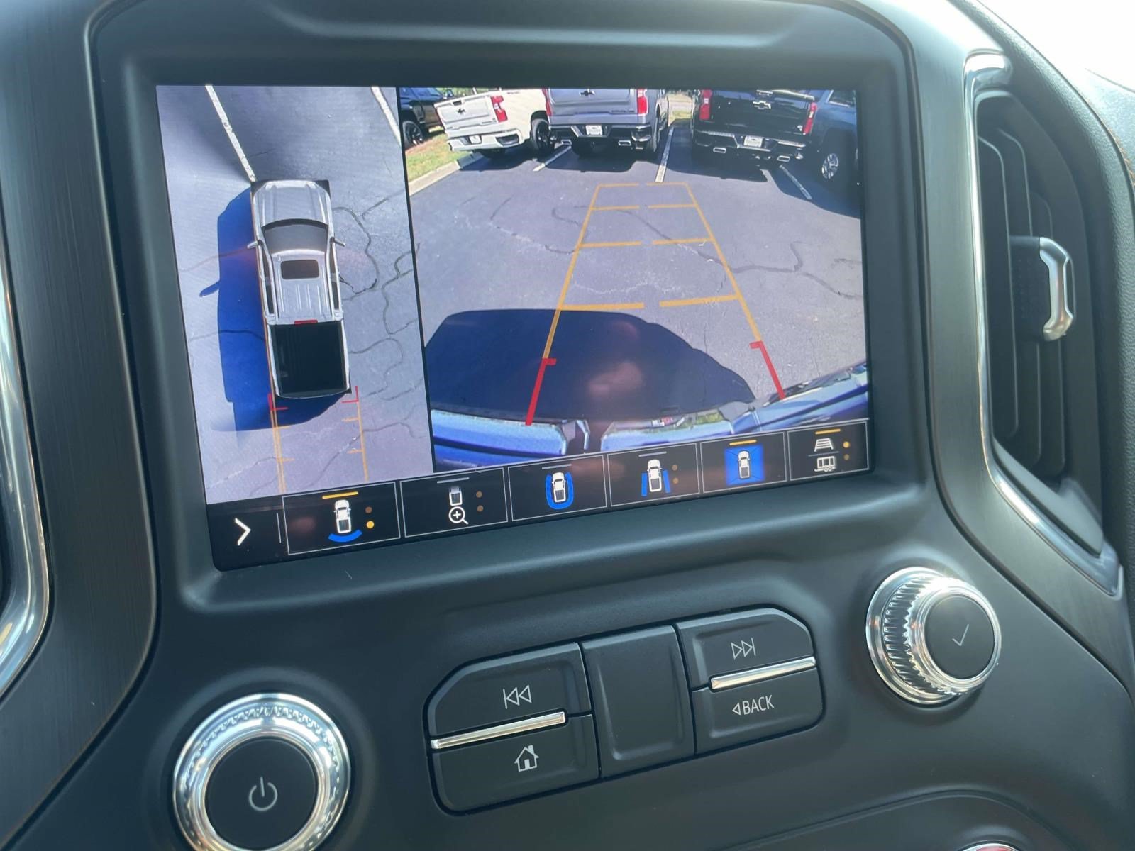 Used 2021 GMC Sierra 1500 AT4 w/ AT4 Value Package AWD/4WD image 26
