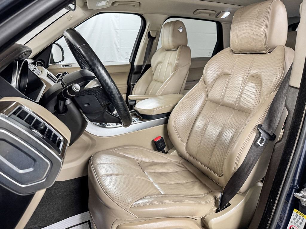 Used 2016 Land Rover Range Rover Sport HSE image 9